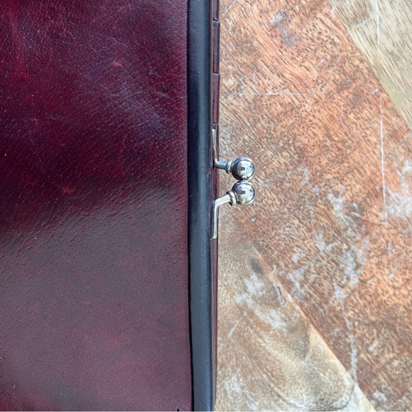 Vintage Coach wallet Burgundy water buffalo Continental clutch kisslock - Picture 5 of 15